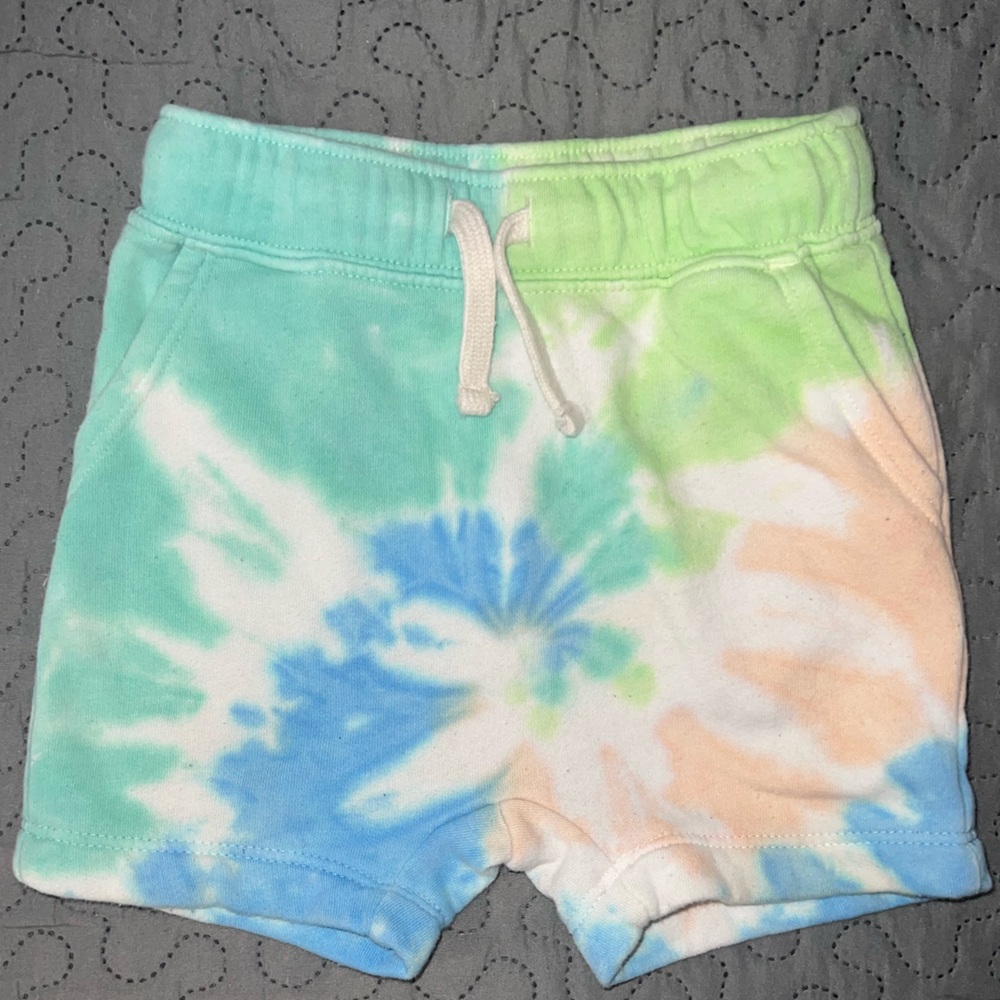 Fun tie dye shorts